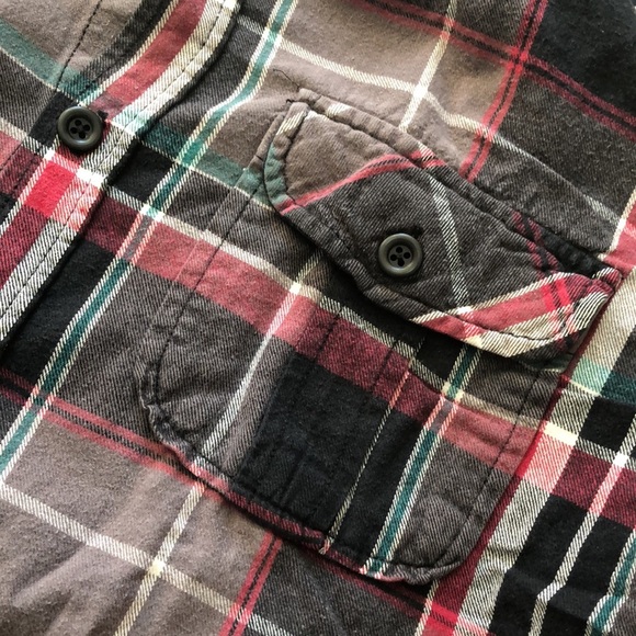 UNIONBAY Flannel Shirt - Picture 6 of 8